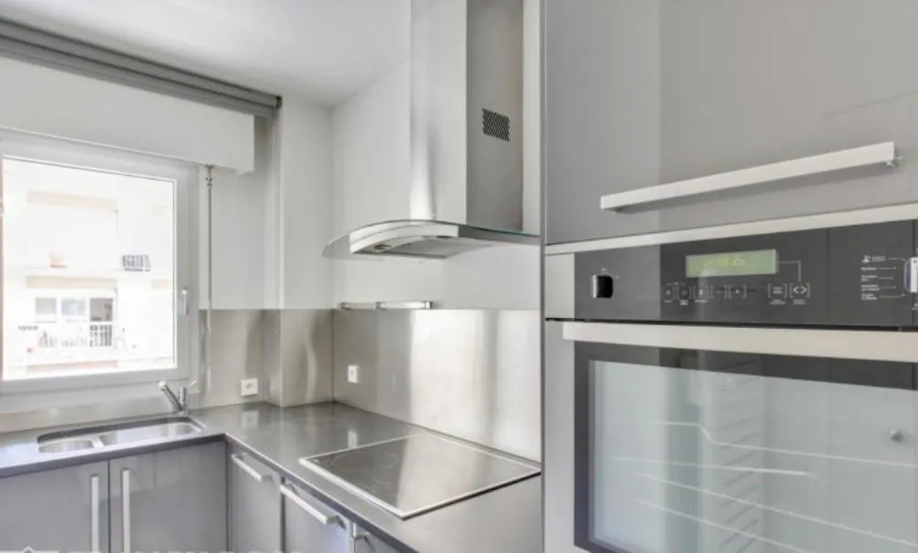 Another Attractive Flat Near By St-Germain, St-Placide パリ アパート