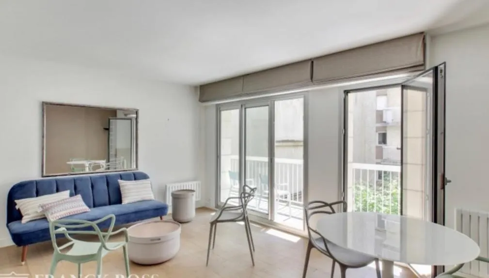 Another Attractive Flat Near By St-Germain, St-Placide Paris